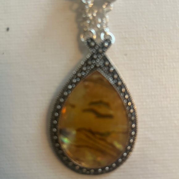 Lovely pendant necklace - Picture 3 of 3